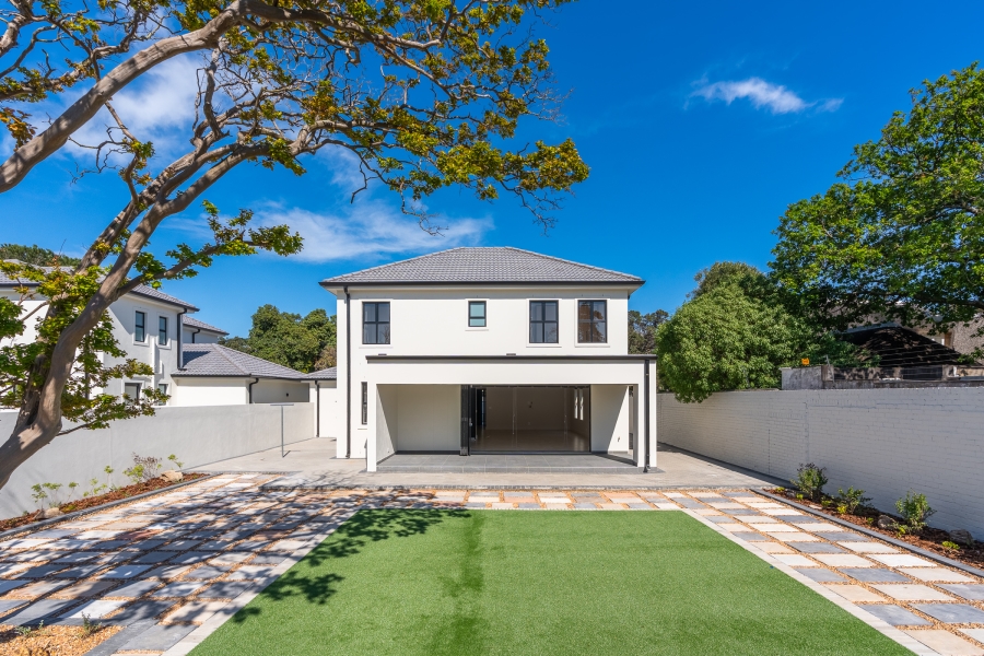 To Let 4 Bedroom Property for Rent in Pinelands Western Cape